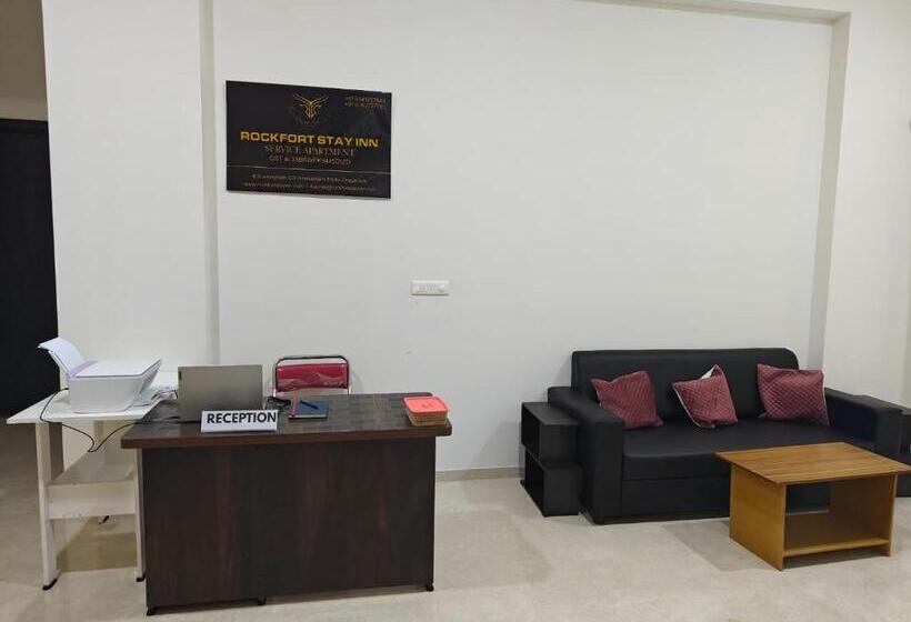 تختخواب و صبحانه Rockfort Stay Inn