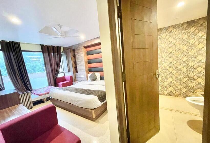 Hotel Savoy Residency Inn ! Mussoorie होटल सवॉय रेजीडेंसी इन, হোটেল সাভয় রেসিডেন্সি ইন , Near Mall Road H