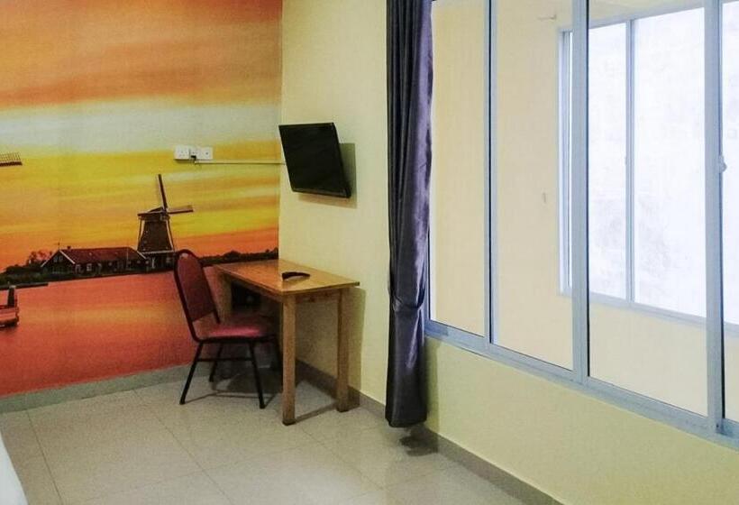 בית מלון כפרי Urbanview Botania Meeting Point Batam By Reddoorz