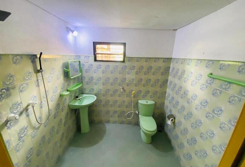 펜션 32 C Nilaveli