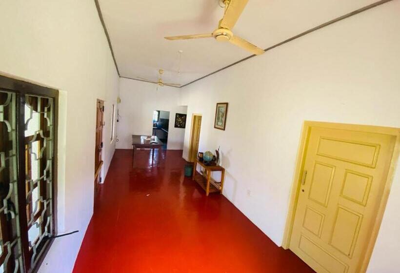 펜션 32 C Nilaveli