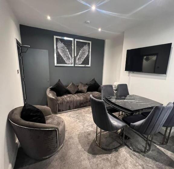 膳宿费 Town Centre Private Room 3