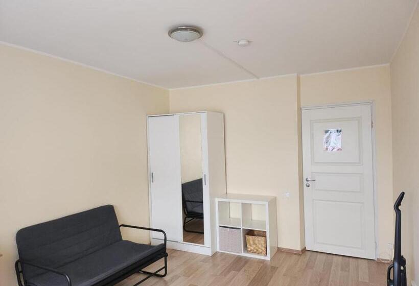 هاستل Central Shared Flat   Quiet Private Room
