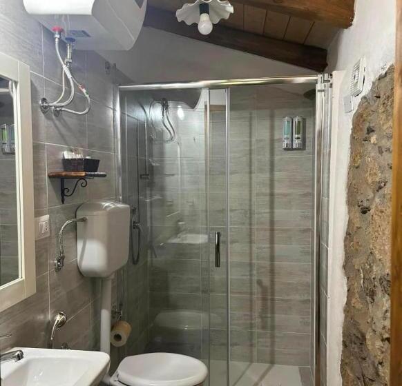 צימר Osini Ecciu Home