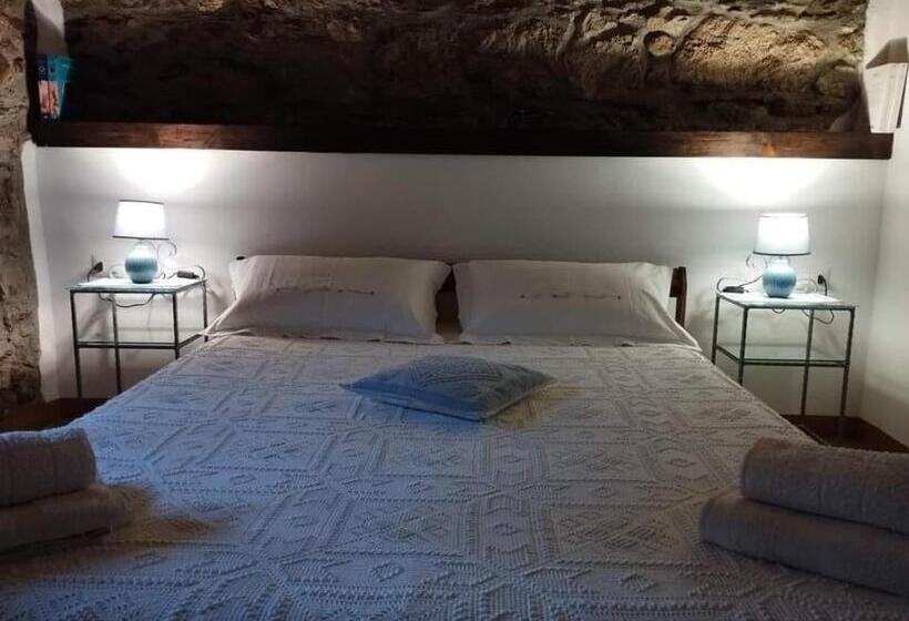 צימר Osini Ecciu Home