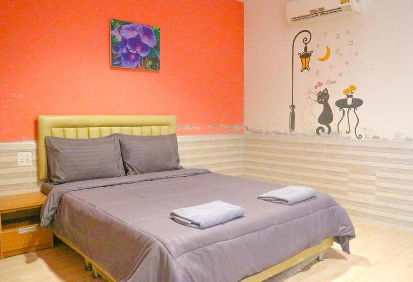 ホテル The Moon Resort Phetchaburi