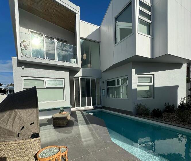 بنسيون Rom Baros Tiny Beach House