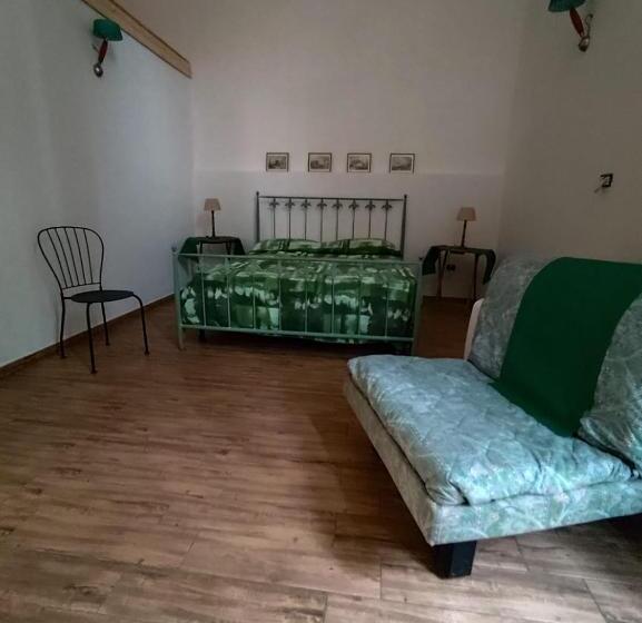 פנסיון Vicolo Stretto