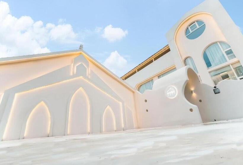 استراحتگاه 上海迪诺星辰度假民宿