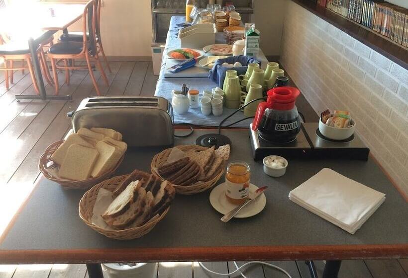 مبيت وإفطار Pensionat Grankullavik