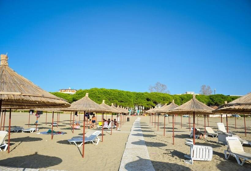 Sandy Beach Resort