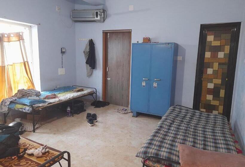 ユースホステル Abc Stay Suryalok Building