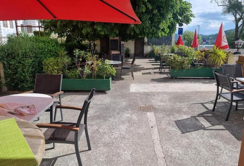 فندق صغير Gasthof Weidenauer  Gabi S Café