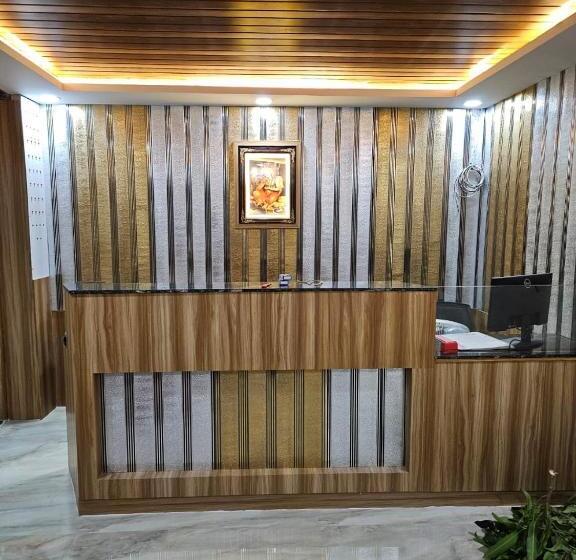 فندق Embassy Grand Boarding And Lodging