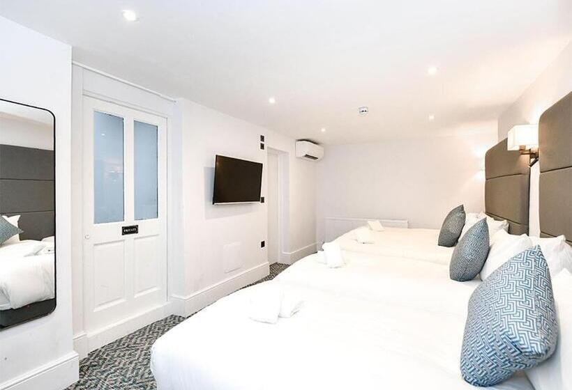 هتل The Chapter   The J Hyde Park