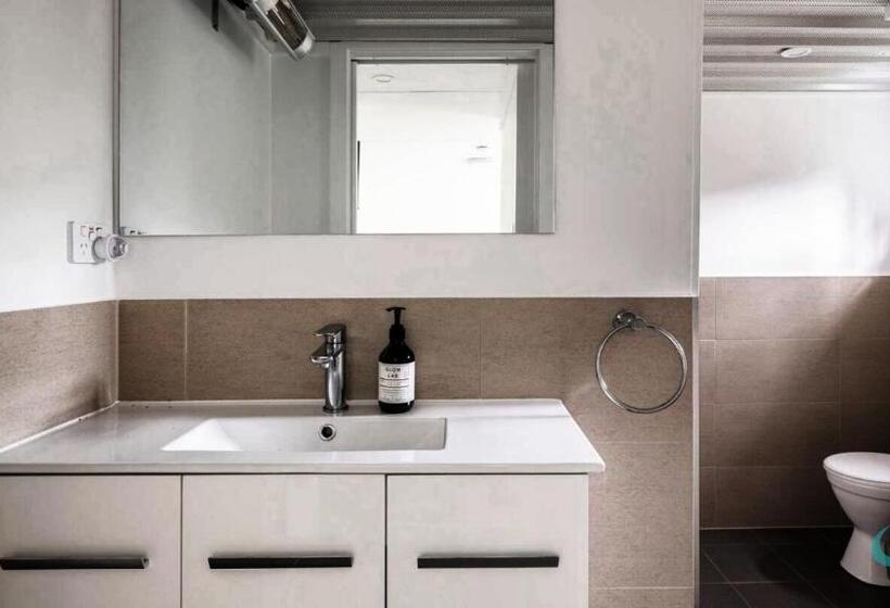 پانسیون Caves Cottage Guest Suite