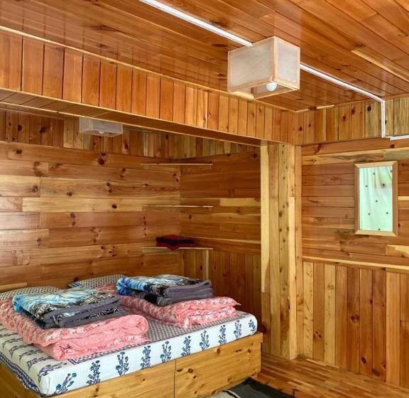 بنسيون Great Escape   Tirthan