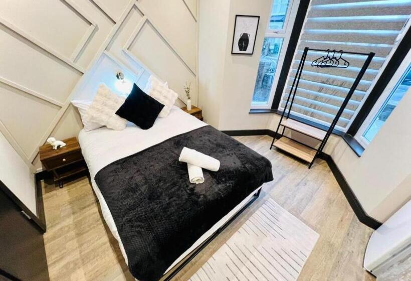 Пансион London City Center Studio, High Standard