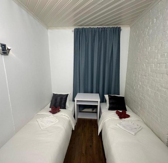 بنسيون The Station Central Apartments