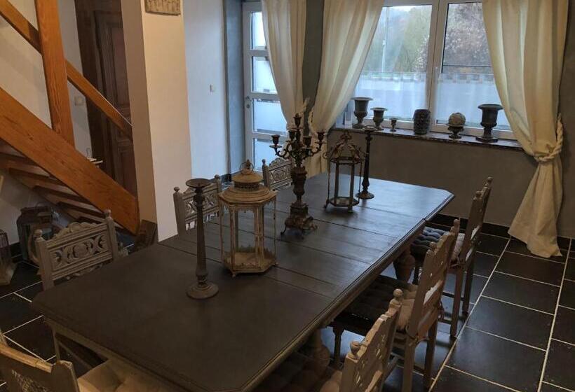 مبيت وإفطار El Bre Du Faubourg