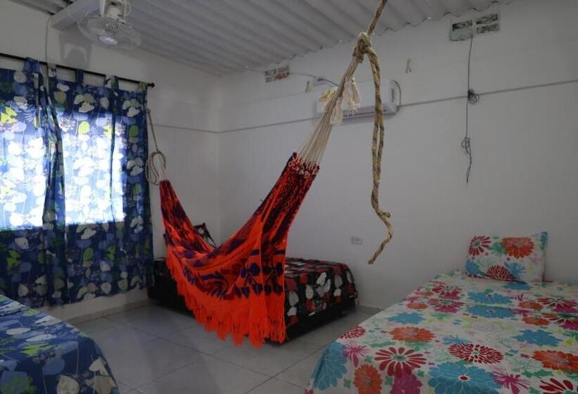 تختخواب و صبحانه Rancheria Shiasukay