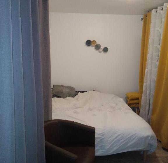 بنسيون Chez Alexia Et Cédric