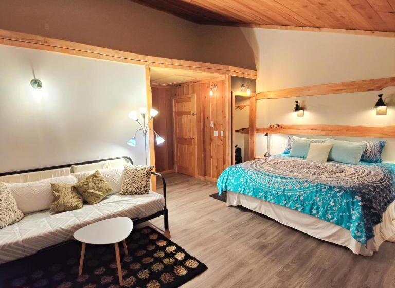 צימר Hummingbird Lodge Bnb
