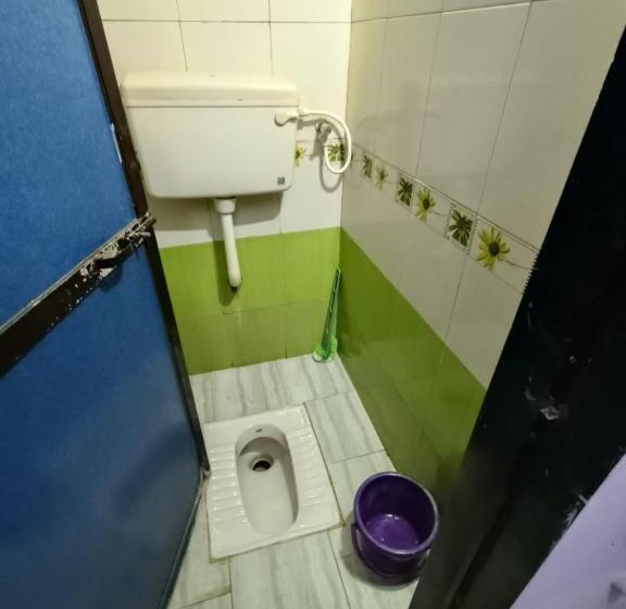 호텔 Datta Srushti Cottage Alibaug