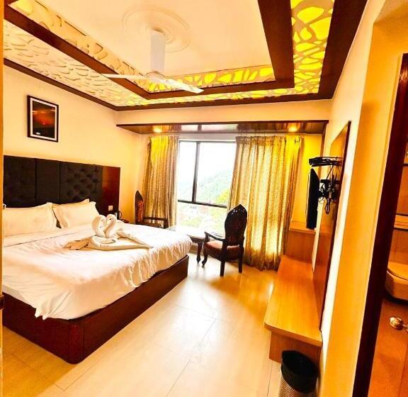 ホテル Dwaper Palace Near Mall Road With Parking