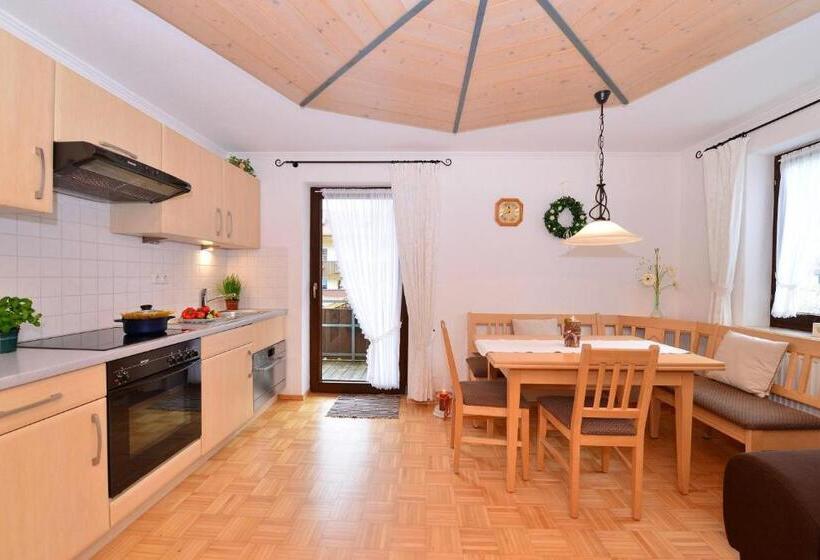 هتل Ferienwohnung Bei Hauber S
