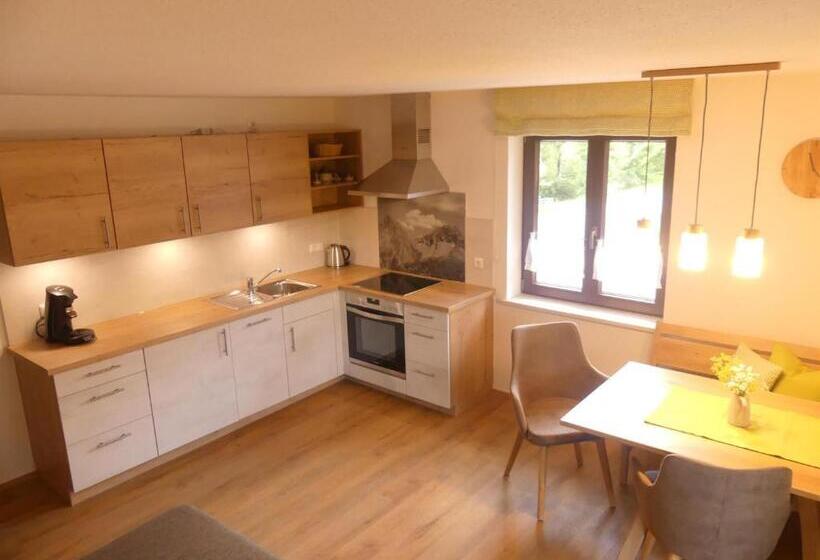 هتل Ferienwohnung Bei Hauber S