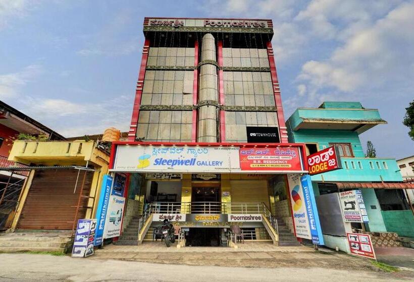 בית מלון כפרי Super Collection O Kushal Nagar Near Ksrtc Bus Stand Formerly Rr Residency