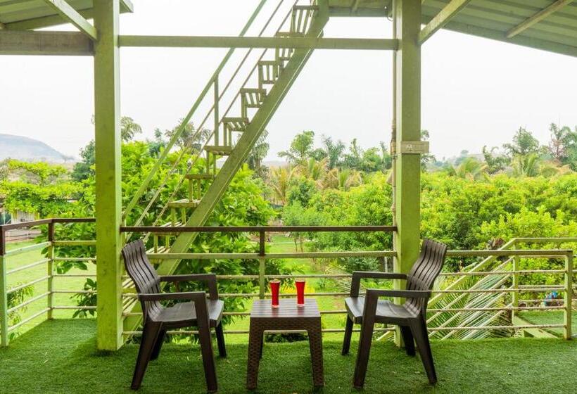 호텔 The Riverine Stay By Igatpuri