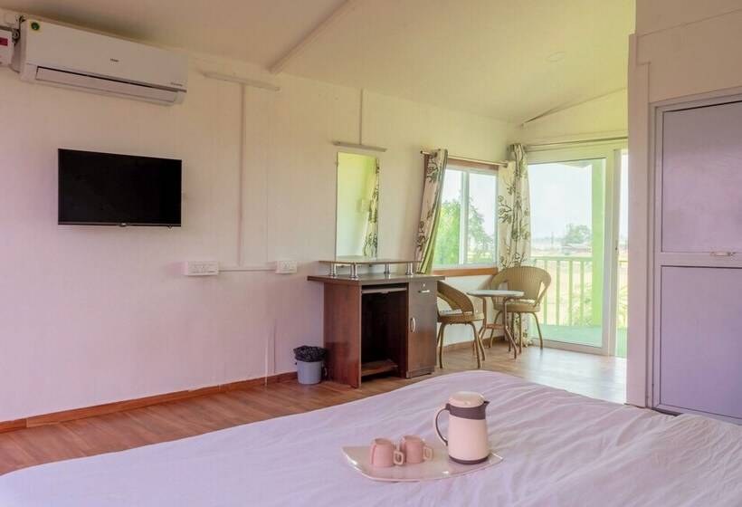 호텔 The Riverine Stay By Igatpuri