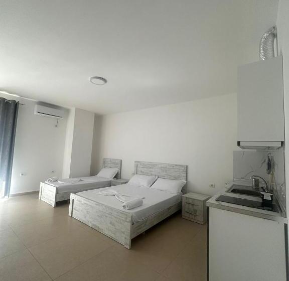 پانسیون Apartments In Zaharia Residence