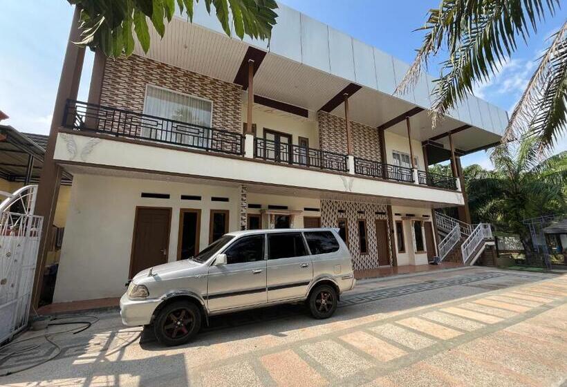 پانسیون Villa Zahira & House 2