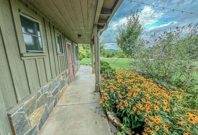 فندق صغير Hemlock Inn