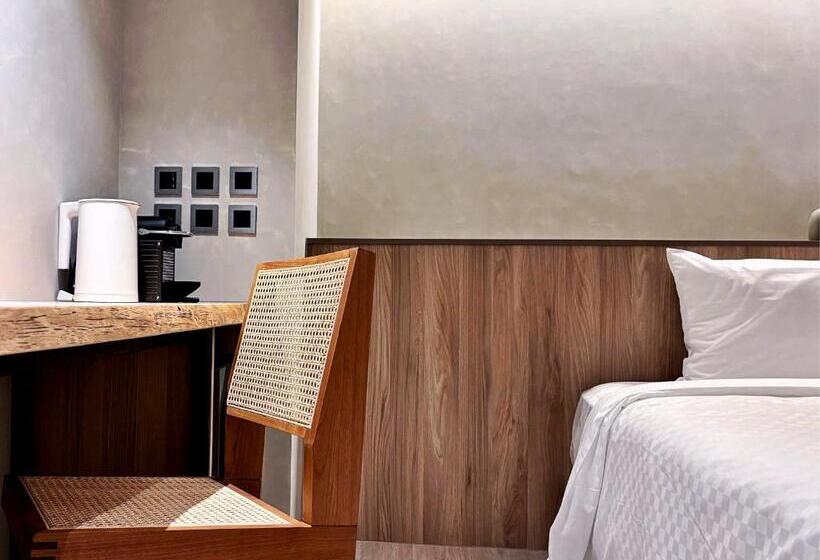 هتل Initial Tainan