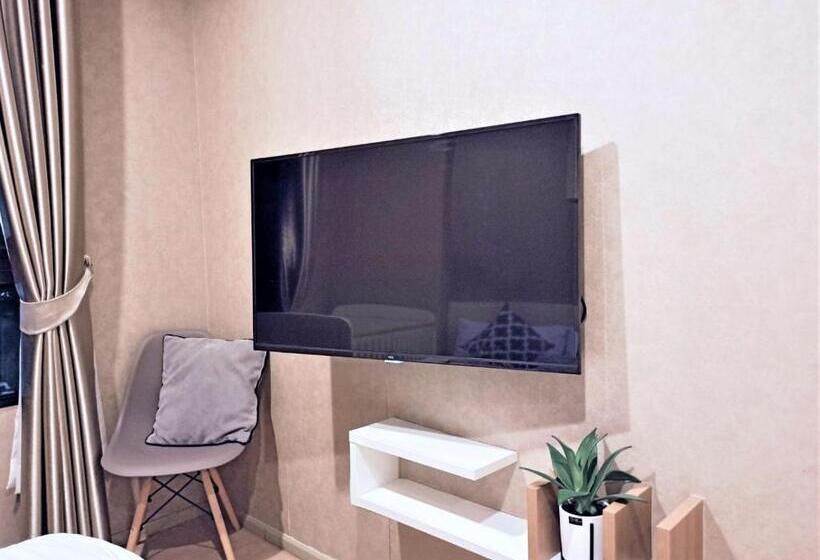 Modern Loft 2brd