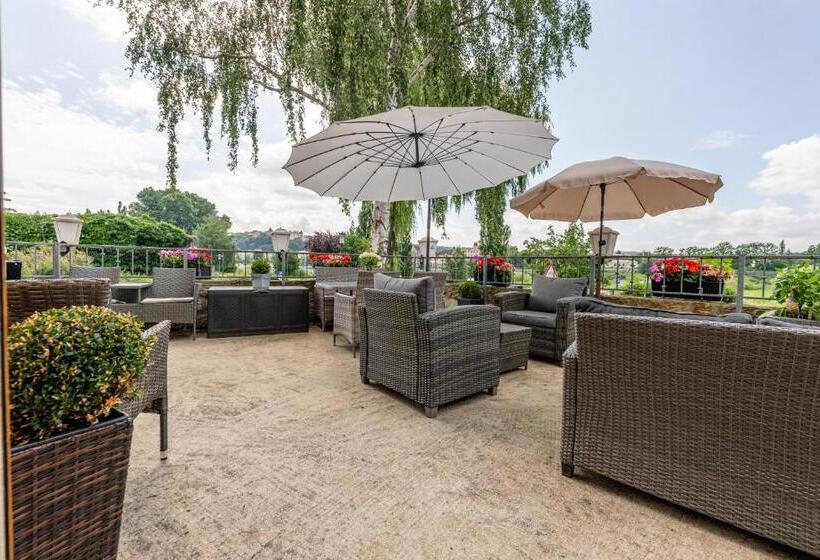 膳宿费 Elbcampingfass Sächsische Schweiz In Pirna