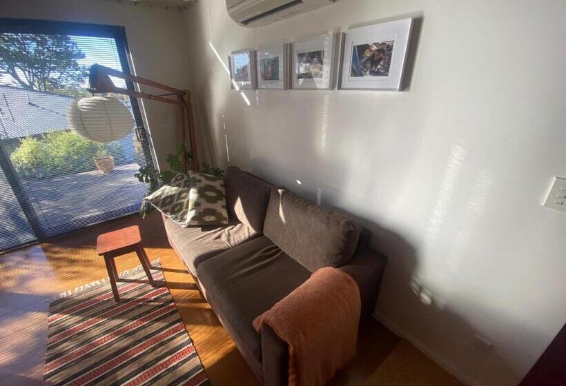 پانسیون The Net Unit