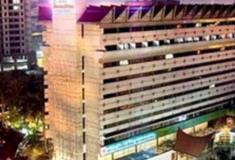 هتل Danau Toba International Parapat