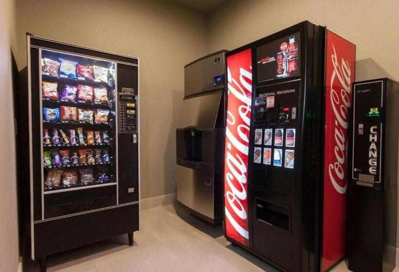 هتل Mainstay Suites