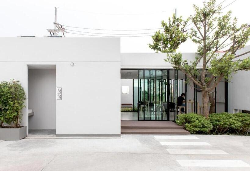 בית מלון כפרי Narita@amata