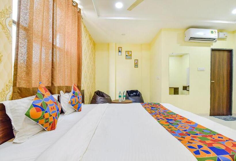 בית מלון כפרי Fabexpress A2 And Restro