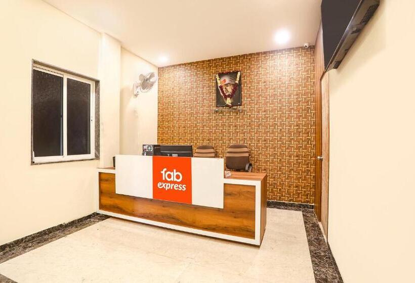 فندق Fabexpress Dreamz Inn