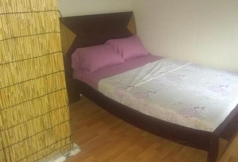 هتل Pacific Blue En Ladrilleros