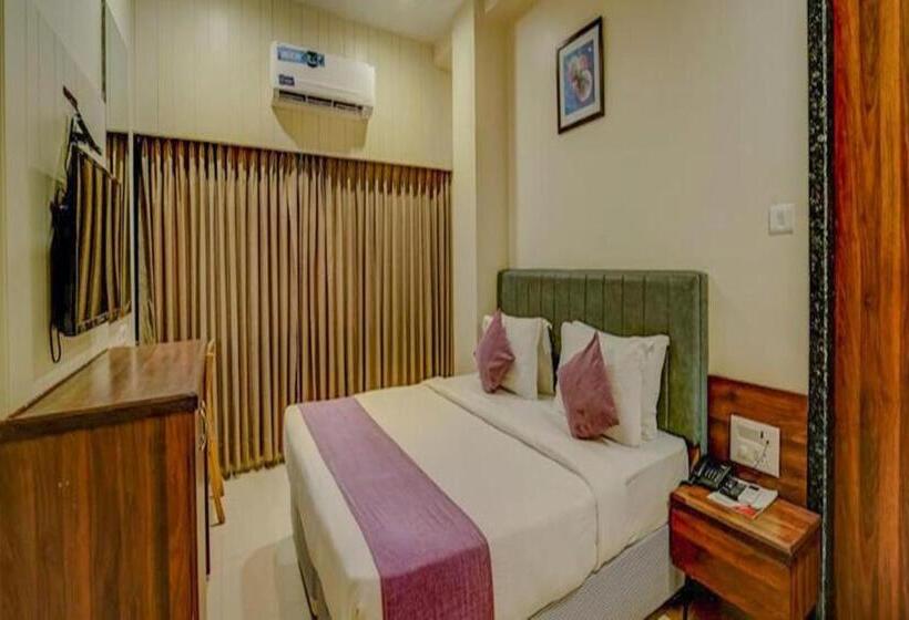 Hotel Raajpath, Vadodara