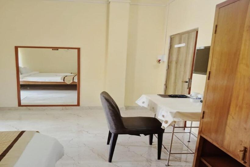 فندق Shoolin Wood