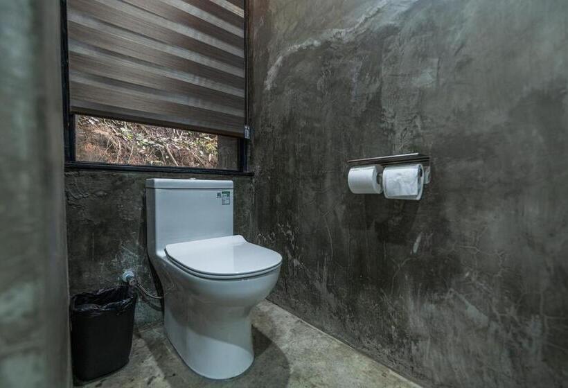 ペンション The Habitat Villa